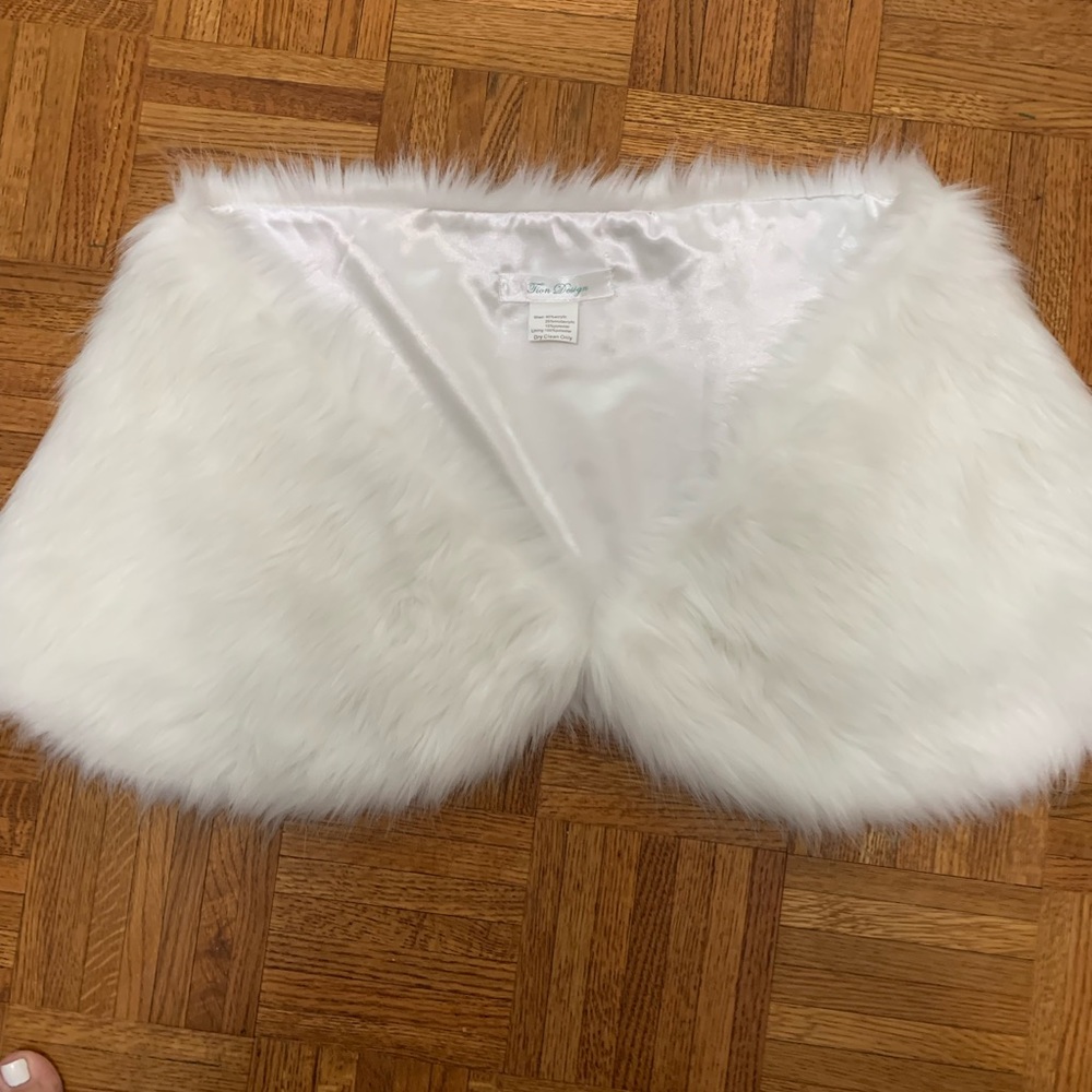 Cape, Faux Fur Cape in White